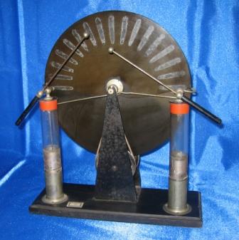 MÁQUINA DE WIMSHURST